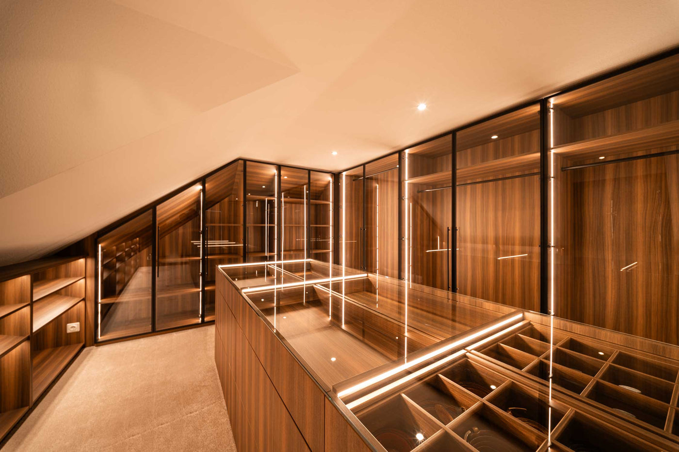 Walk-in Wardrobe: Wenn die Ankleide zur privaten Boutique wird