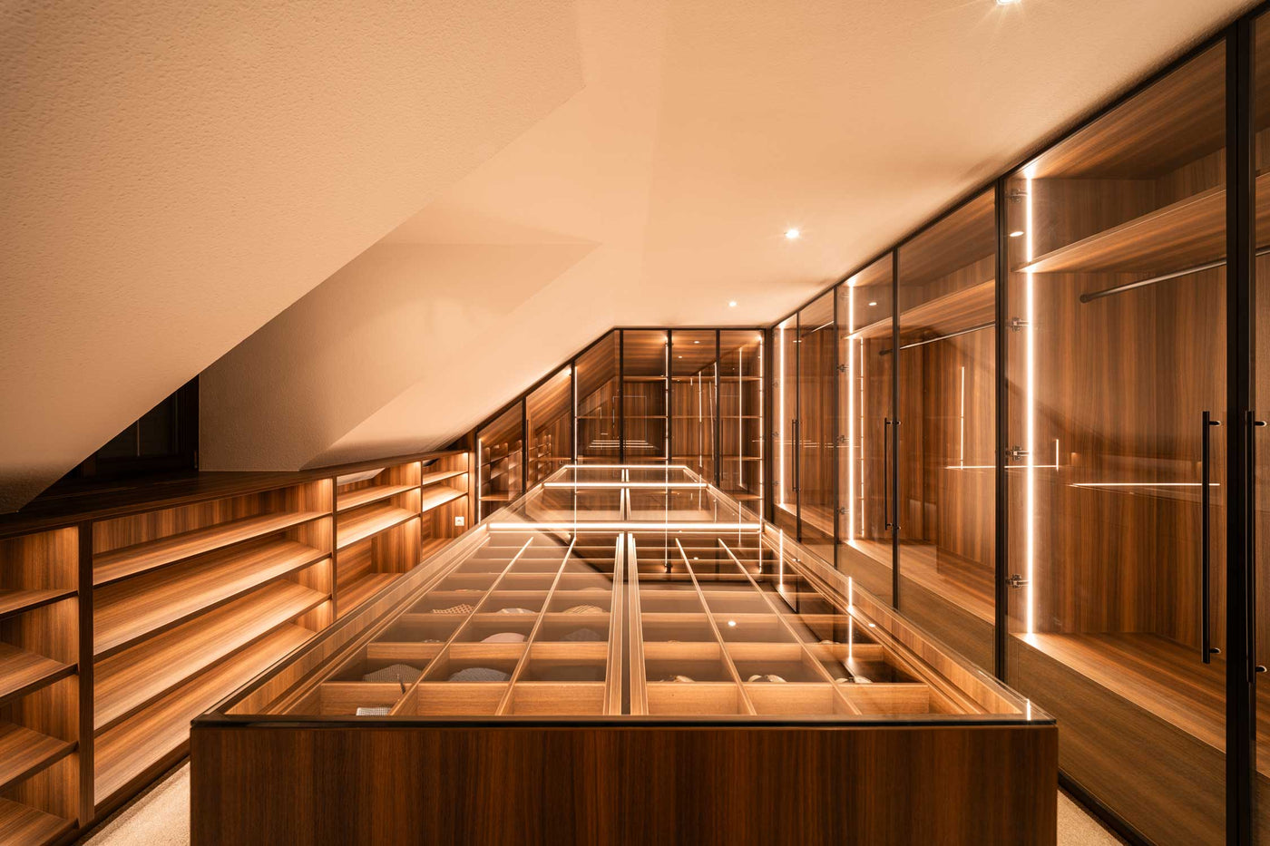 Walk-in Wardrobe: Wenn die Ankleide zur privaten Boutique wird