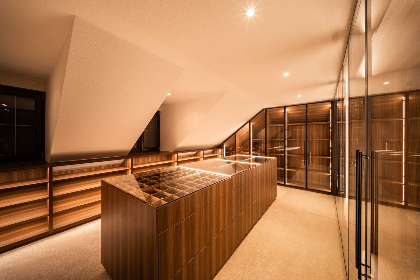 Walk-in Wardrobe: Wenn die Ankleide zur privaten Boutique wird